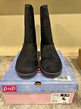 pop Murphy Tall Black Boots US 9 M